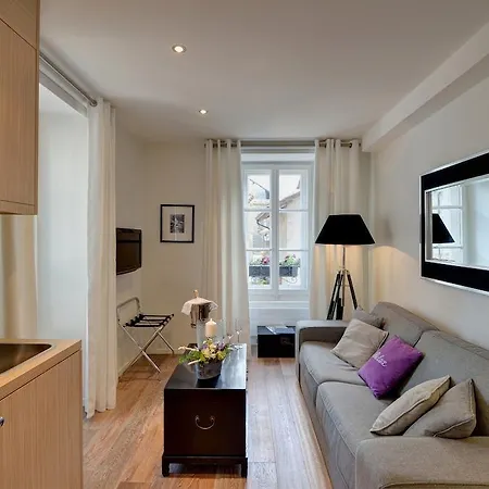 Hotel Le Bourg 7