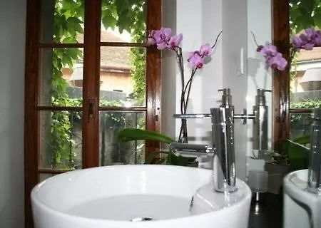 Le Bourg 7 Hotel