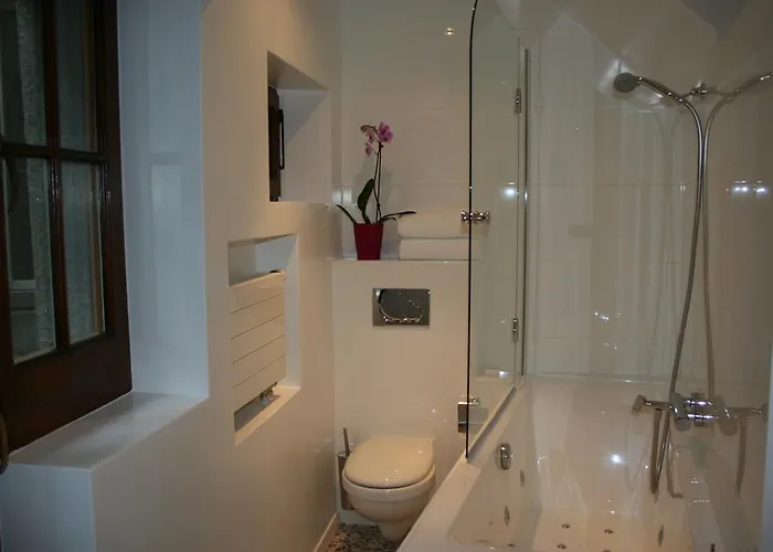 Hotel Le Bourg 7 Lutry