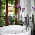 Le Bourg 7 Hotel