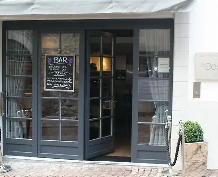ホテル Le Bourg 7 リュトリー